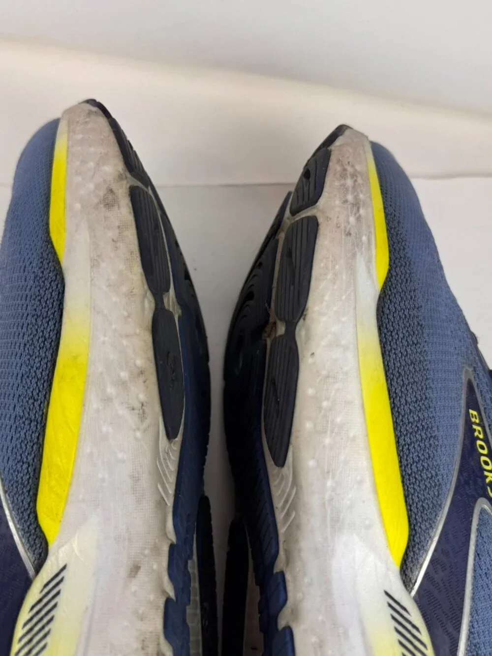 Brooks Glycerin GTS 21 Men's Running Shoes Blue Yellow Size 10 Medium Damage